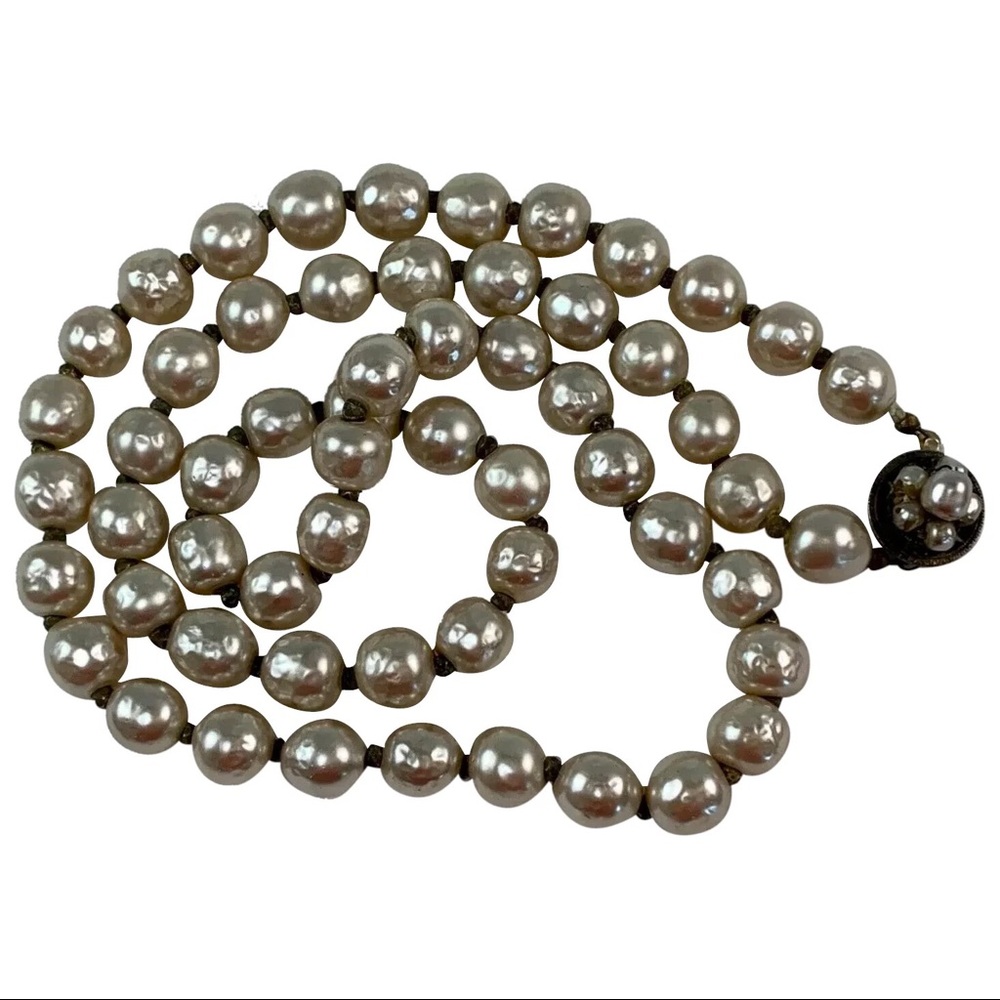 VINTAGE NECKLACE